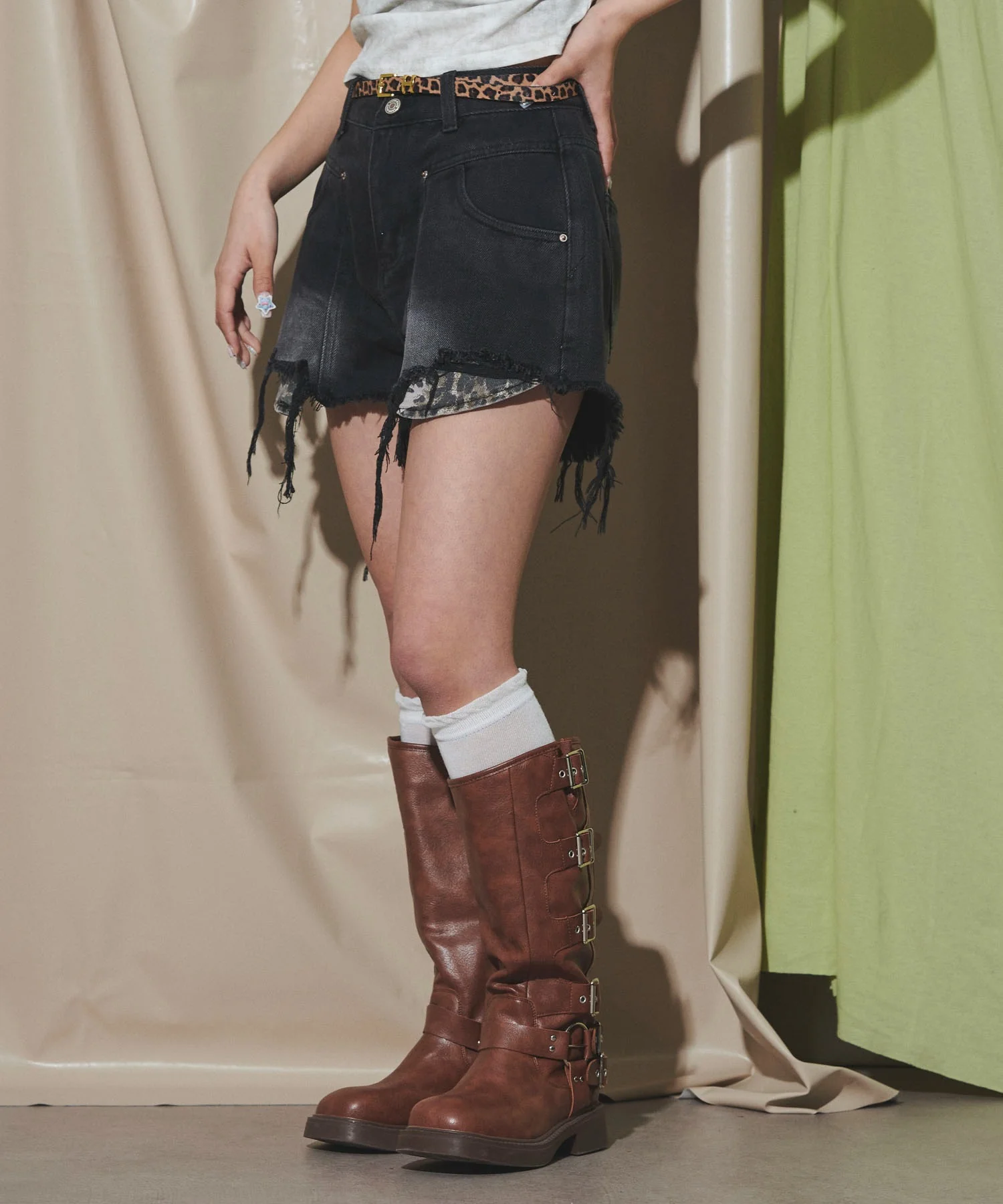 ウォッシュドダメージショートパンツ - Image 19