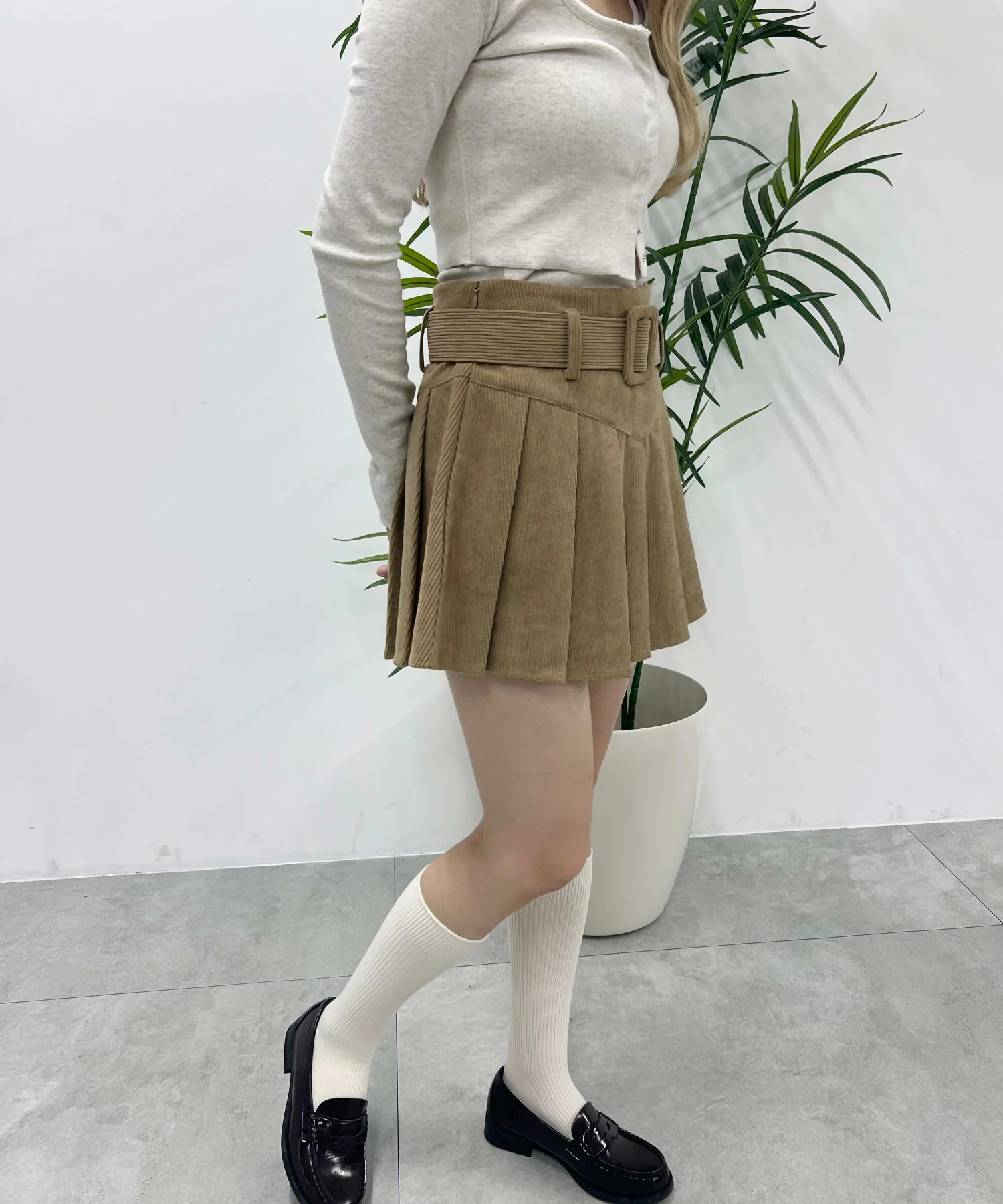 ベルト付きコーデュロイプリーツスカート - Image 19