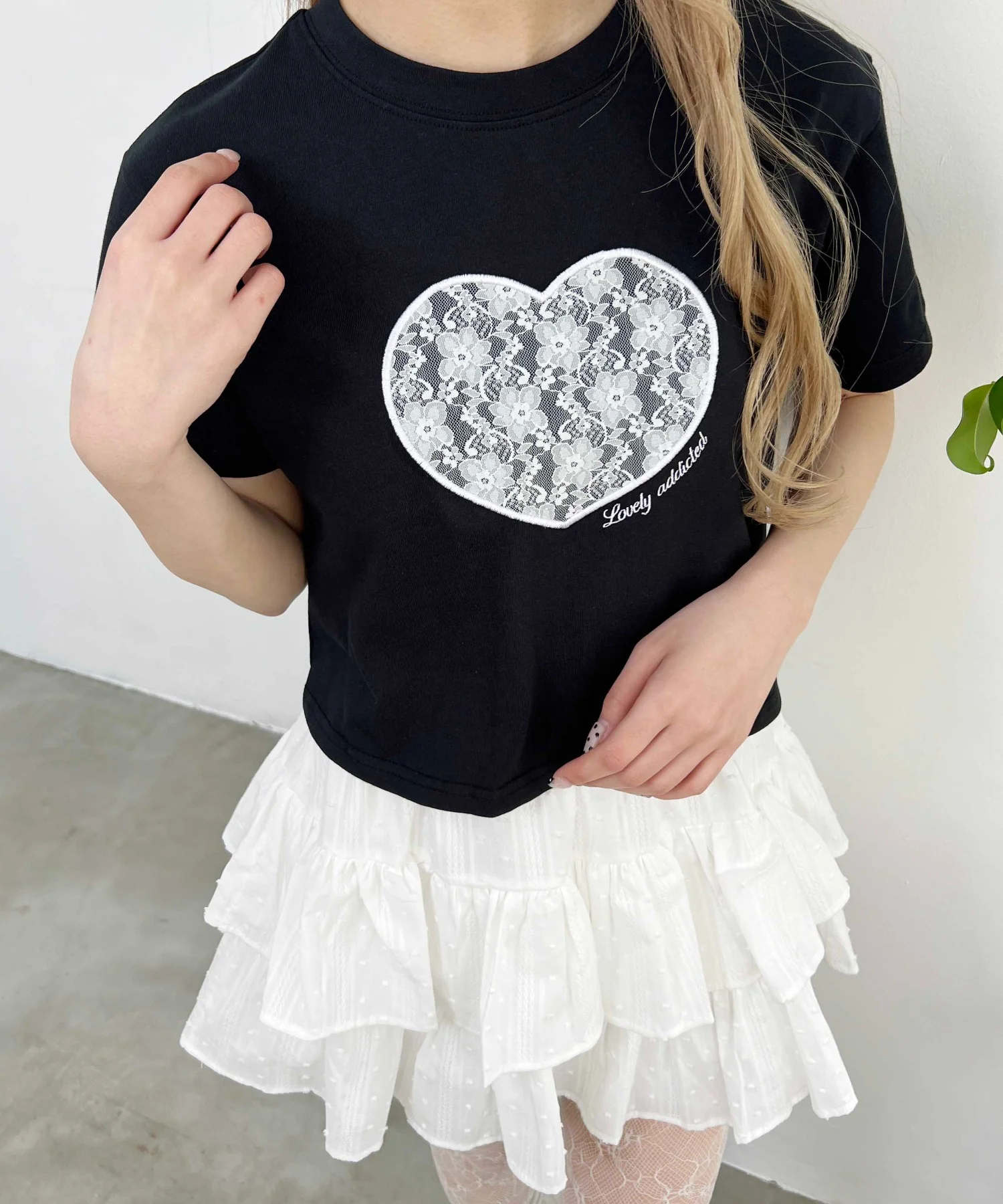 ハートレースワッペンTシャツ - Image 3