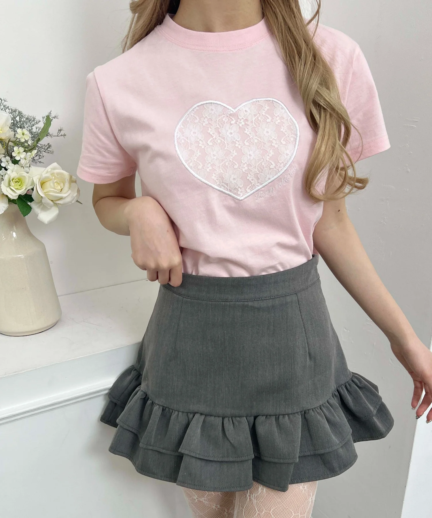 ハートレースワッペンTシャツ - Image 6