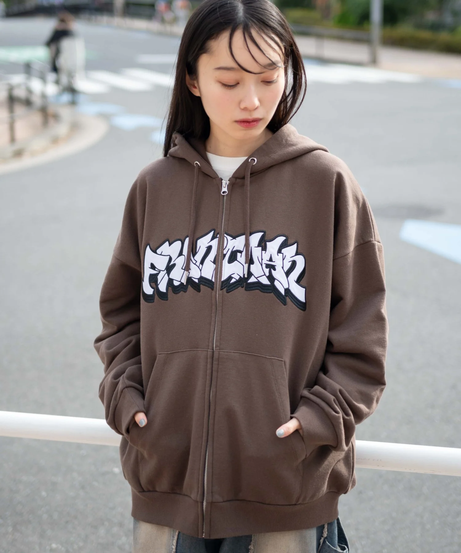 ワッペンロゴZIPパーカー - Image 29