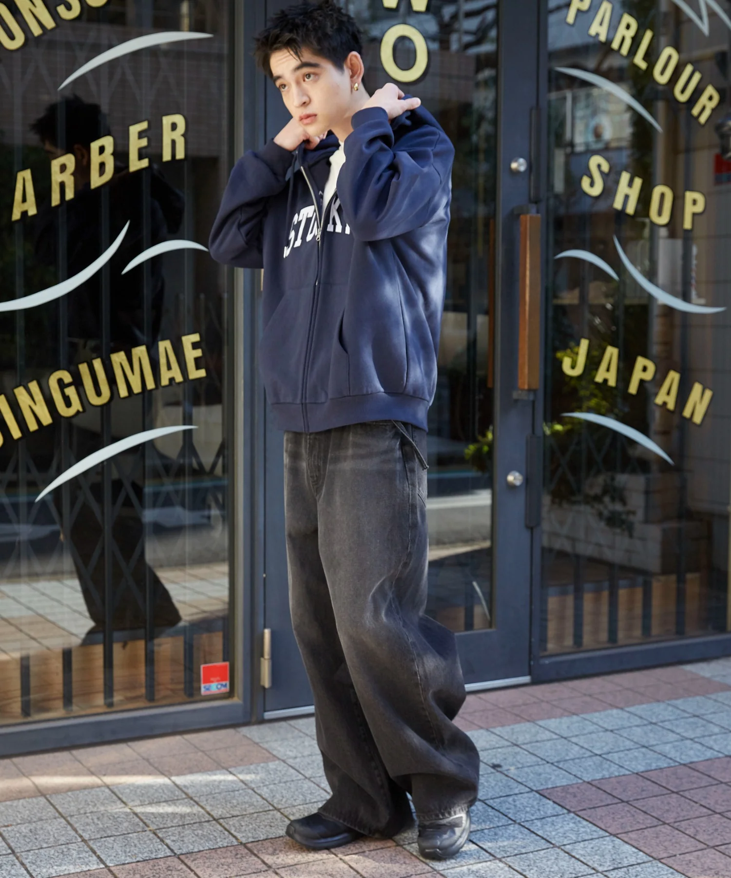 ワッペンロゴZIPパーカー - Image 6