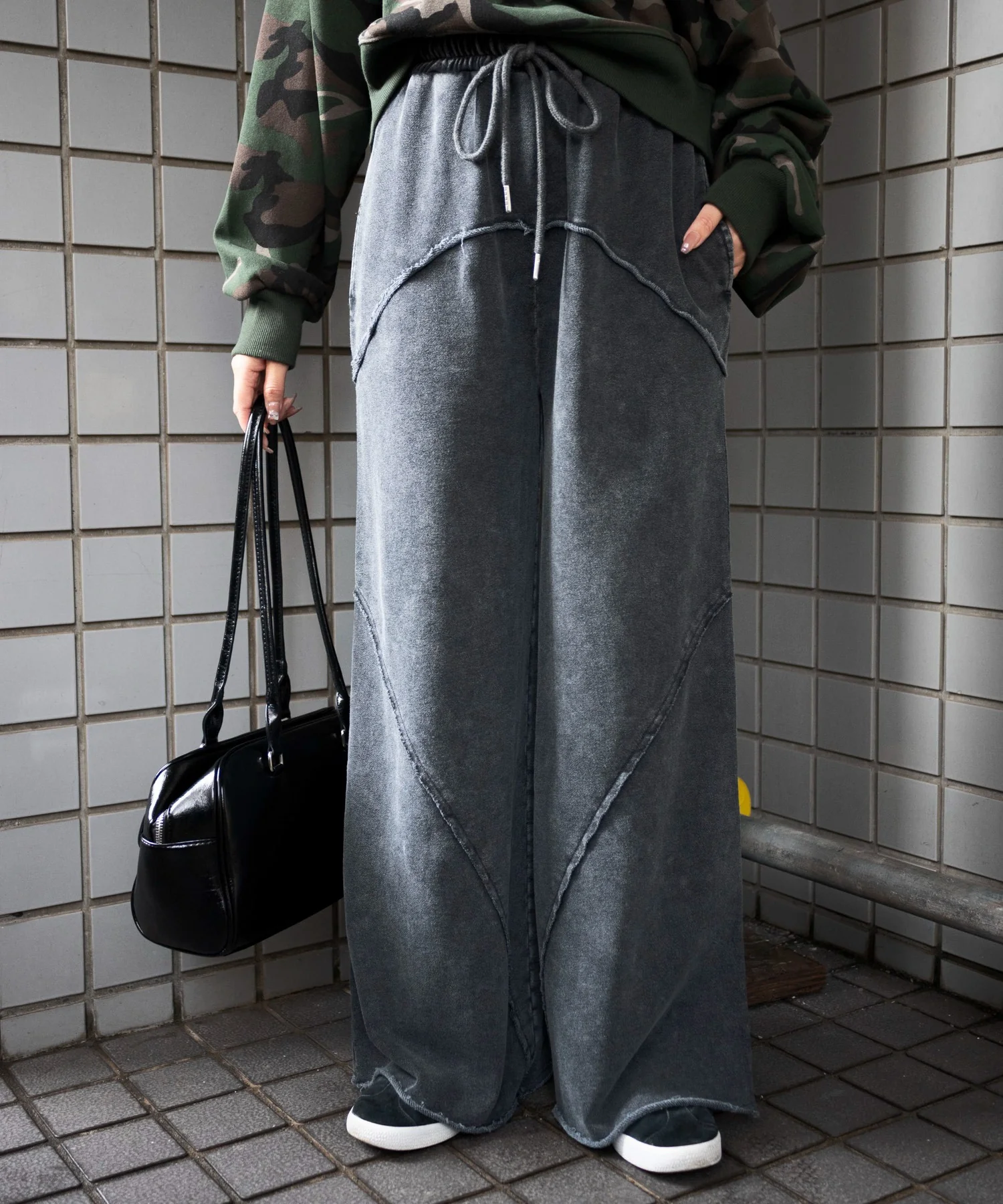 ヴィンテージウォッシュスウェットワイドパンツ - Image 19